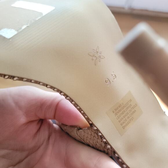 BCBG Jenni Snake-Embossed Heel Sandals Sz 9.5 - Picture 3 of 7